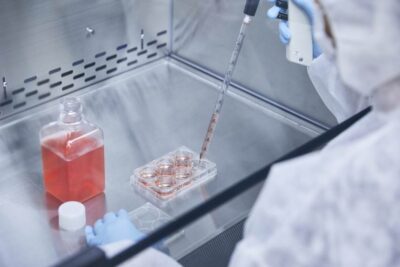 【肝臓病専門医が解説】肝硬変が「治る時代」へ——細胞を若返らせる肝臓再生医療の最前線のアイキャッチ画像